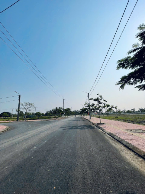 Đất Nền Hội An - Đường nhựa 10,5m - Giá 2 tỷ