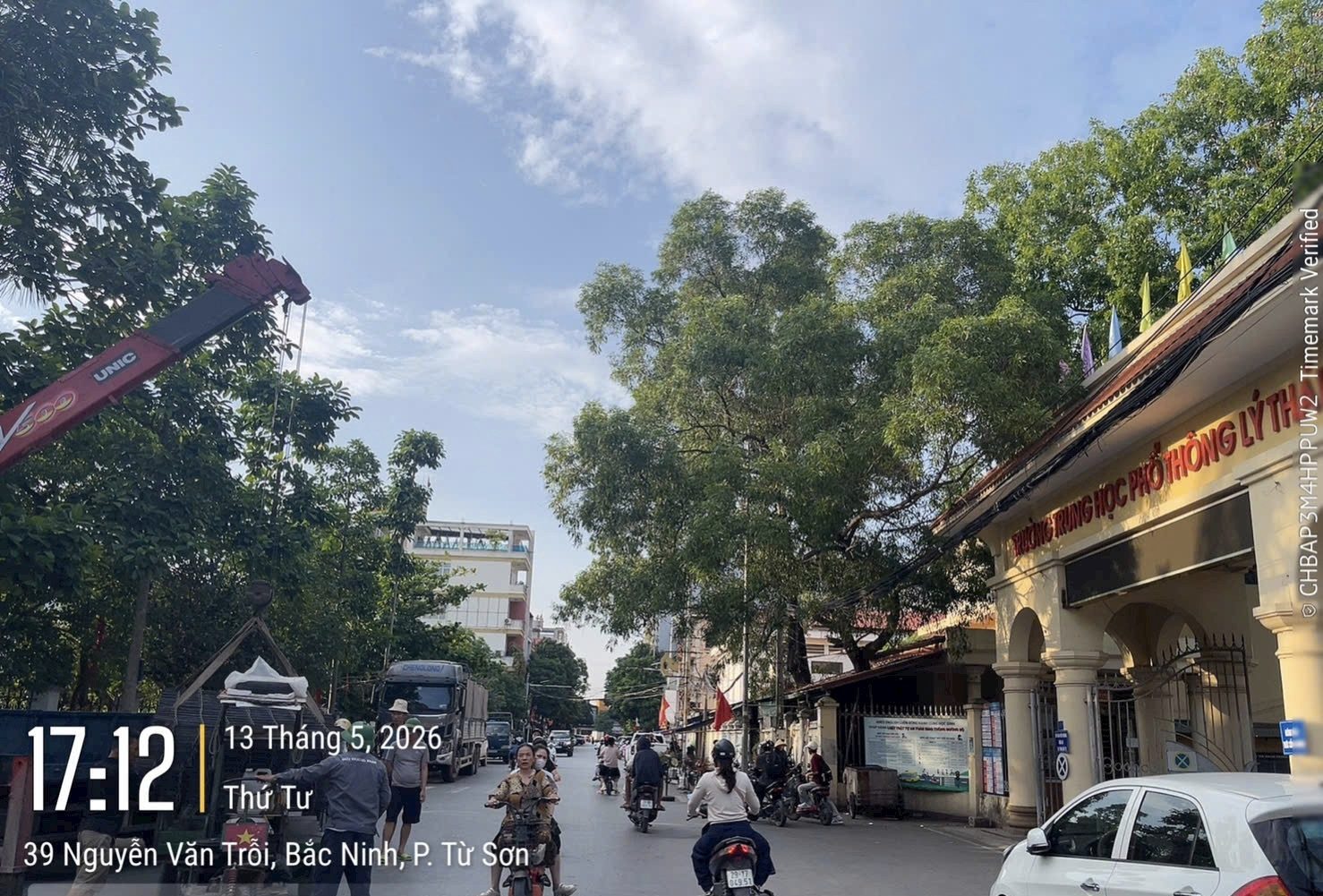 Bán Nhà Đình Bảng,Từ Sơn, Ô Tô Đỗ Cửa, MT 10m, 120m, 3 Tầng, Full Nội Thất