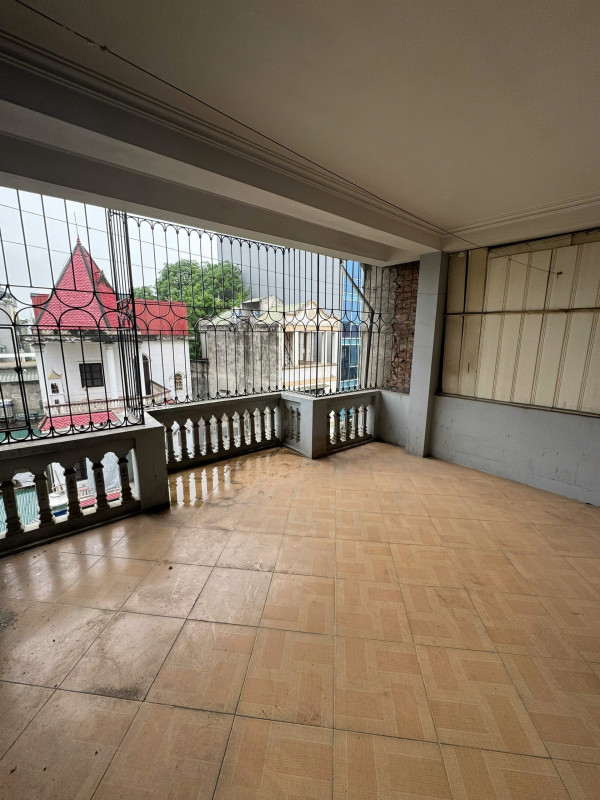 Bán nhà Mặt phố Định Công Thượng (Hoàng Mai) 41m, 5 tầng, mt 4.6m, giá 15.9 tỷ