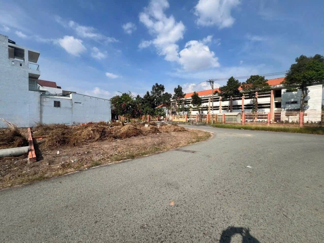 Bán đất 884.2m² ngang 6,15m giá 2.5 tỷ tại Phường Định Hoà 0815422197