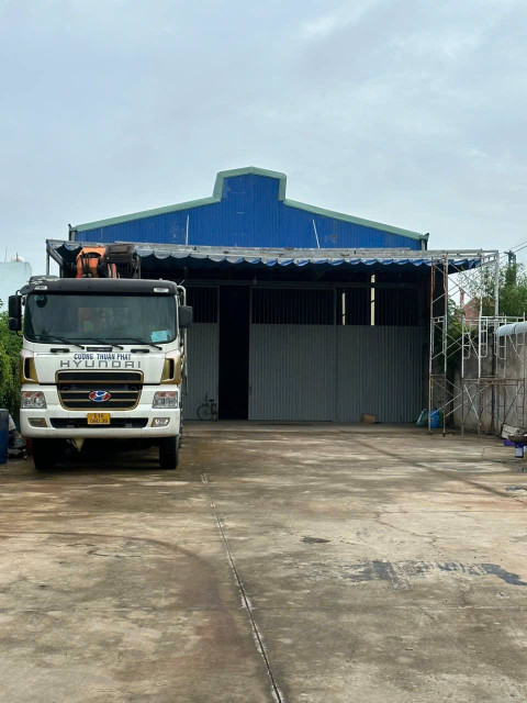 Cho thuê Kho Phường Định Hoà  Dt đất : 12 x 80m nở hậu 15m ( tổng 1000m2 ) 0815422197