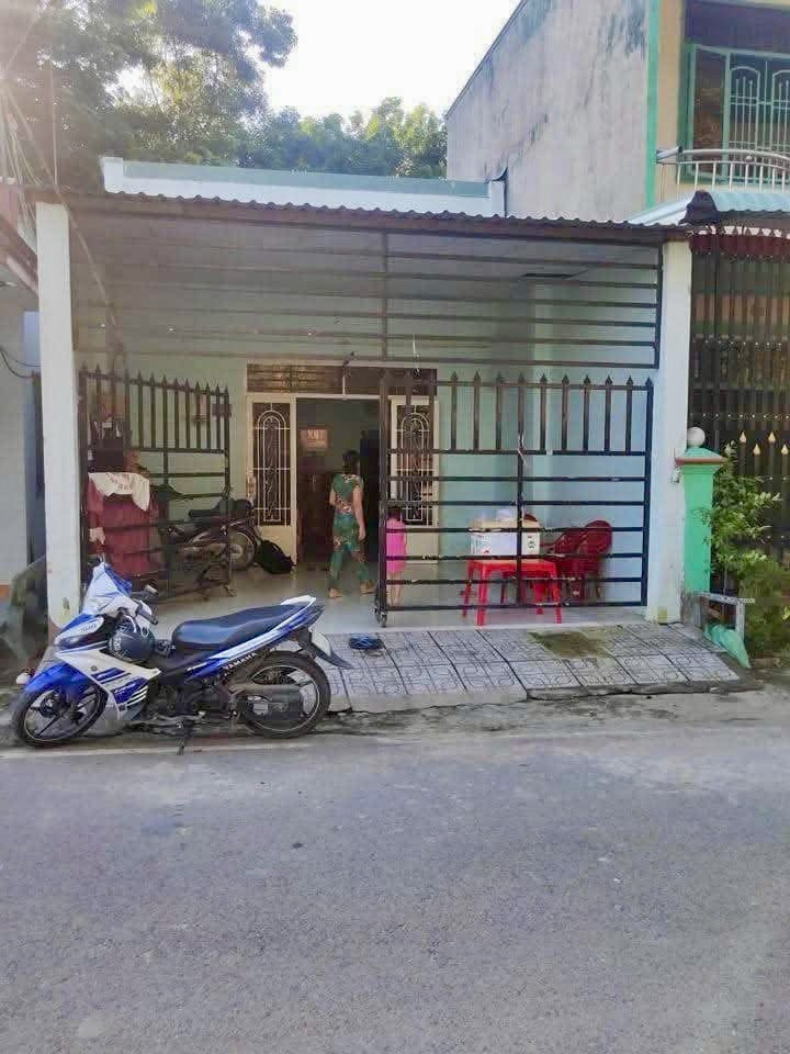 Bán đất tặng nhà cấp 4 Mt Dx63 Định Hoà (phường Chánh Hiệp-TP.HCM) nhựa 6m thông chủ hạ bán gấp