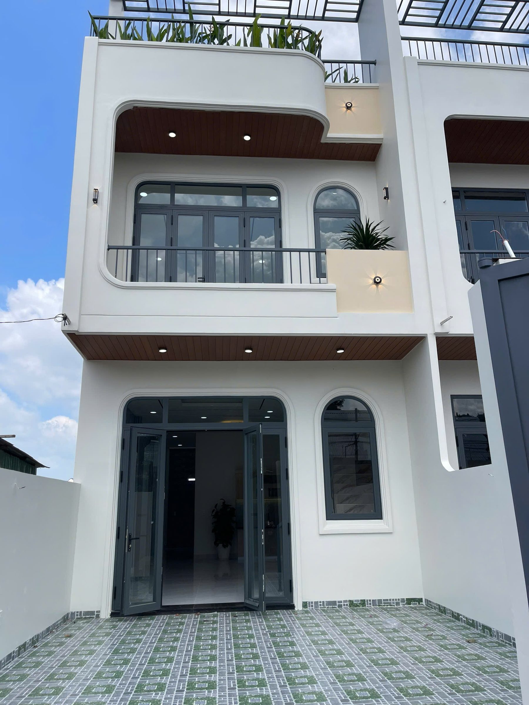 Bán Nhà riêng 108m² thổ cư 60m² giá 3.6 tỷ tại Phường Định Hoà Thành phố Thủ Dầu Một Bình Dương