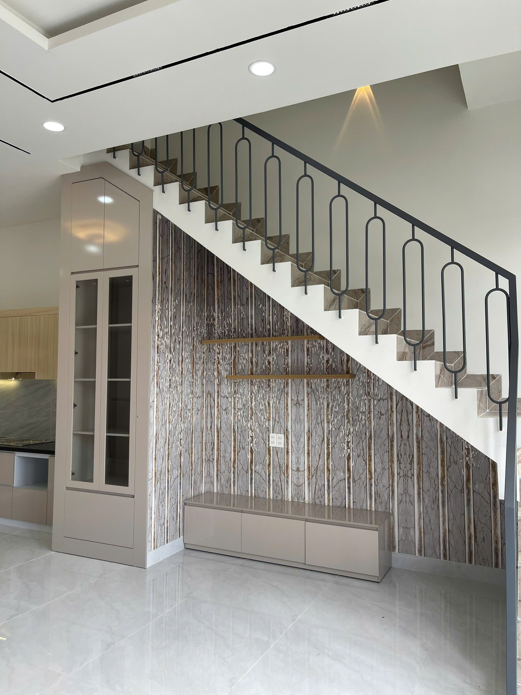 Bán Nhà riêng 108m² thổ cư 60m² giá 3.6 tỷ tại Phường Định Hoà Thành phố Thủ Dầu Một Bình Dương