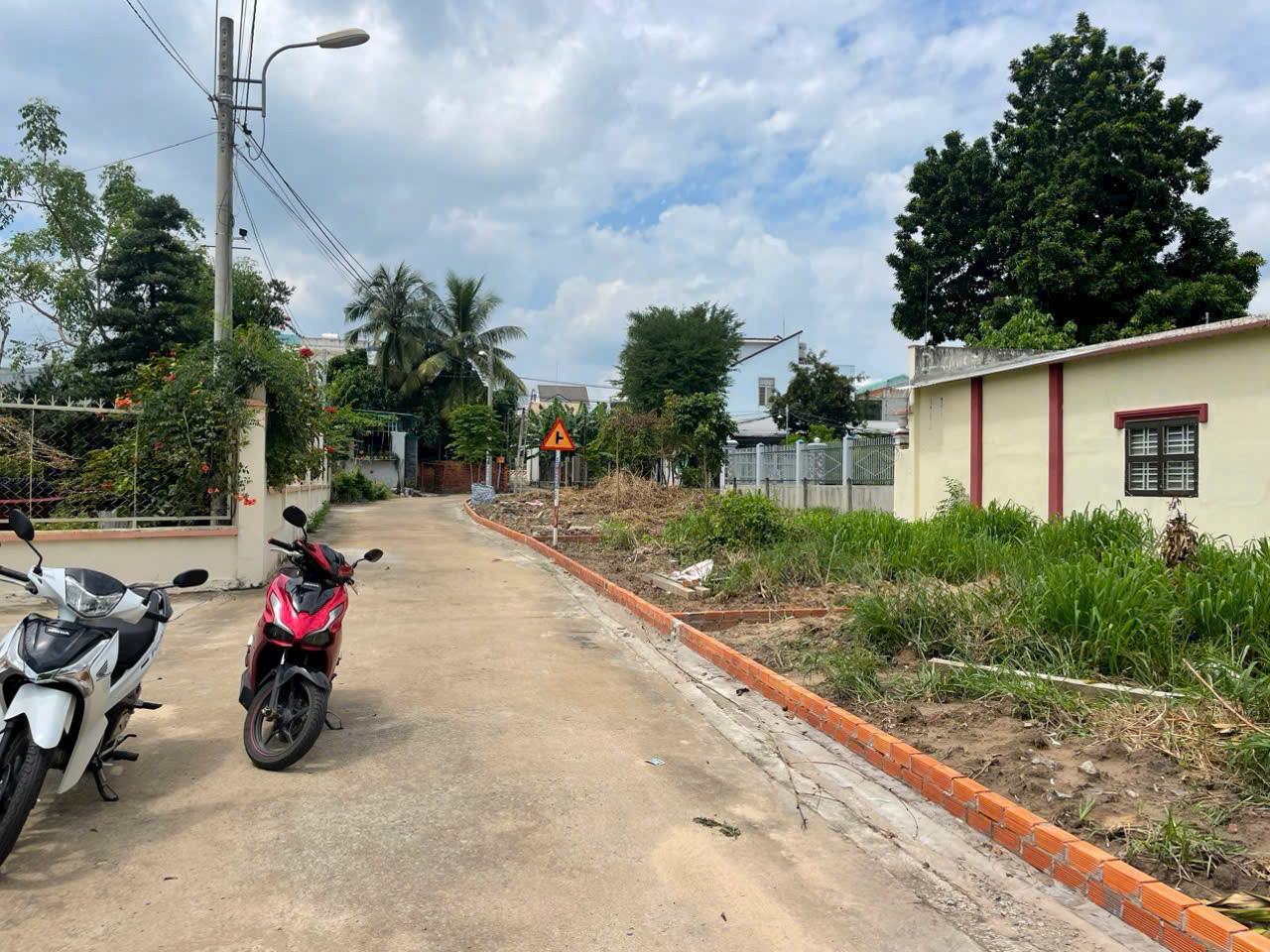 🔸Đất Định Hoà-1/ql13 vào 50m đường oto thông giá êm (💰1,6tỷ)