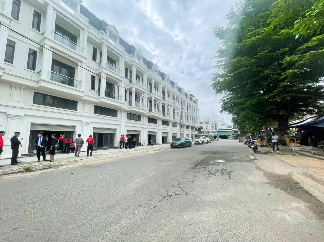 Bán nhà 340m² ngang 5m giá 1.67 tỷ Phường Đông Hưng Thuận