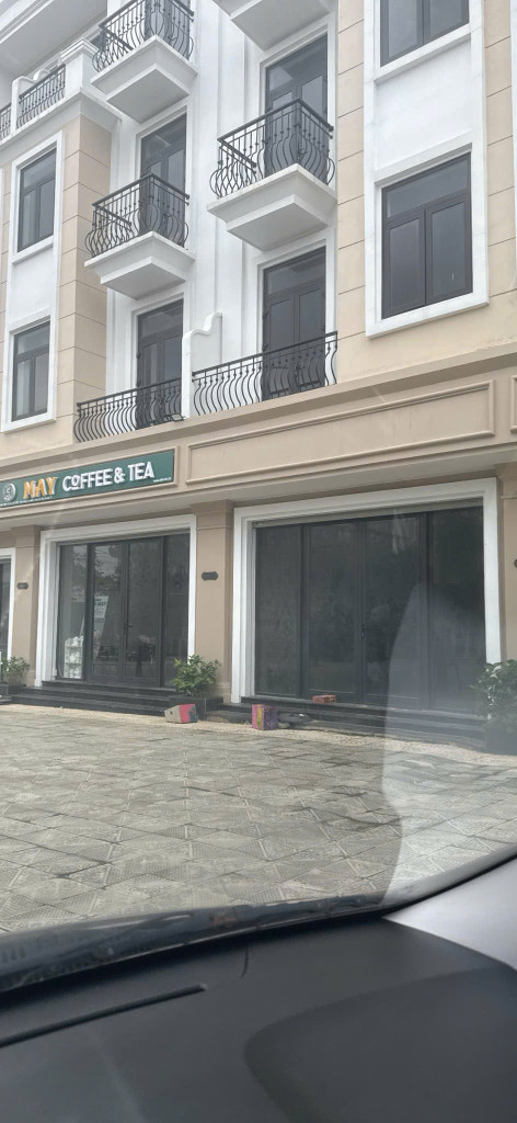 Bán gấp căn Vincom Shophouse Quảng Trị 5 tỷ bao phí sang tên