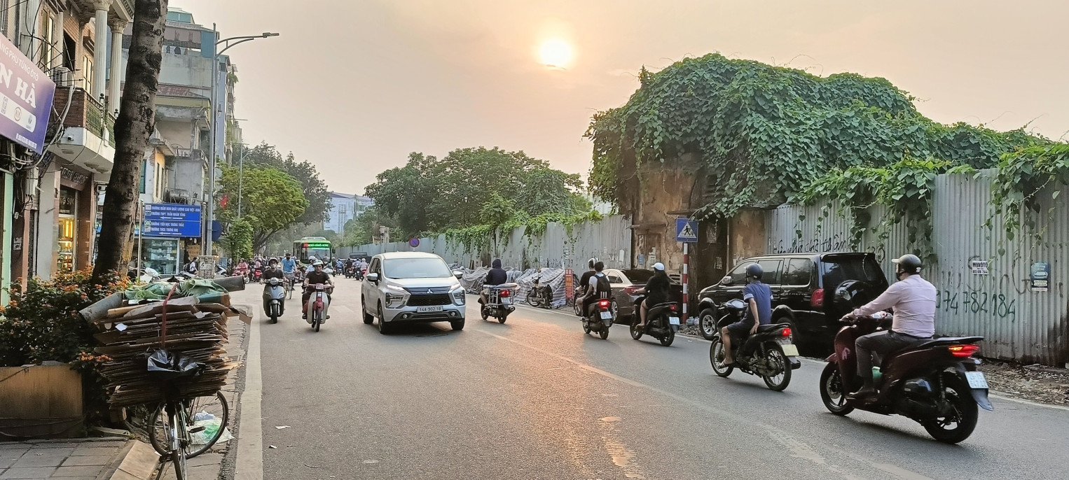 Nhà sát ngay phố Nguyễn Công Trứ, trung tâm quận HBT, gần 20 tỷ