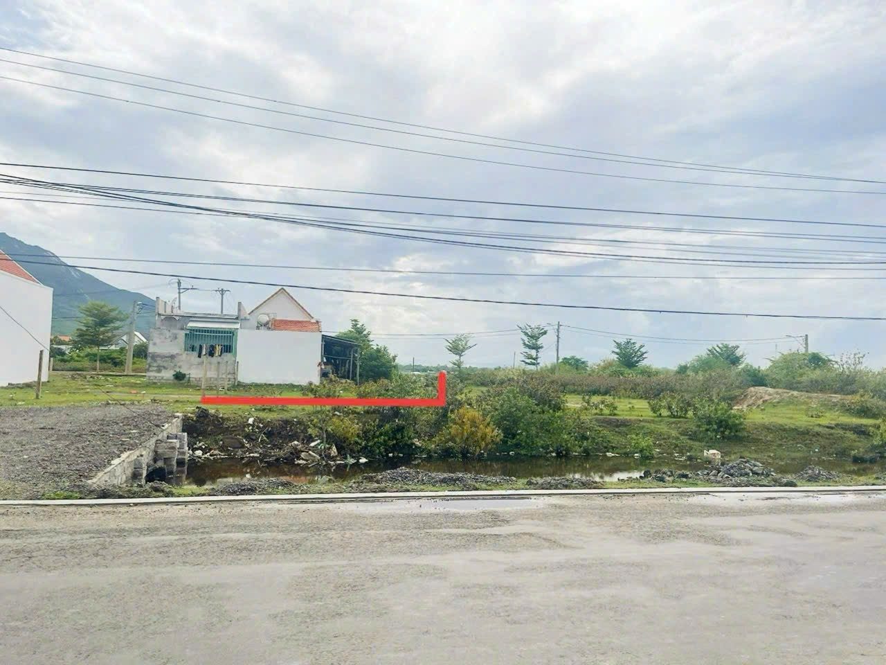 0938113403 Bán đất 216m² full thổ cư ngang 10m giá 5.6 tỷ tại Phường Đông Ninh Hòa Z500