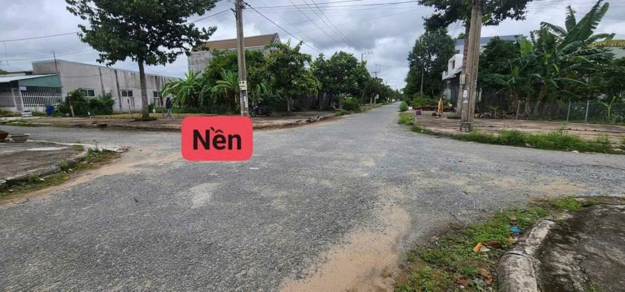 Nền góc gần chợ Đông Bình. Bình Minh Vĩnh Long