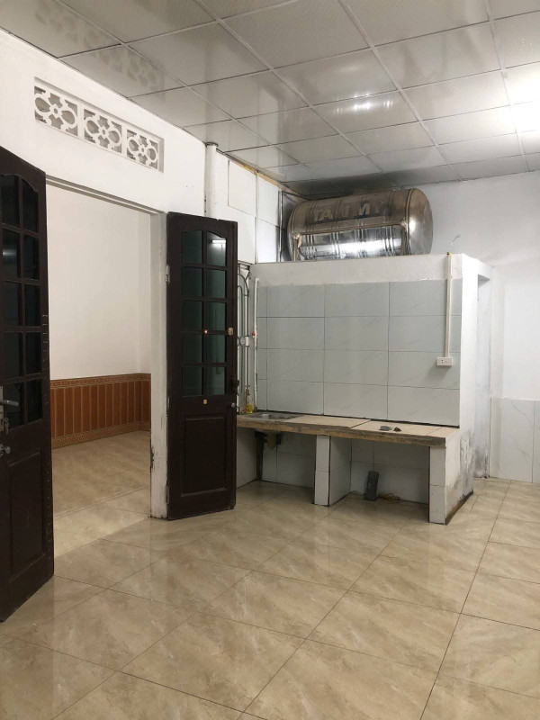 Bán nhà Hoàng Tăng Bí, Bắc Từ Liêm, 50m, C4, mặt tiền 6.4m, giá 6 tỷ