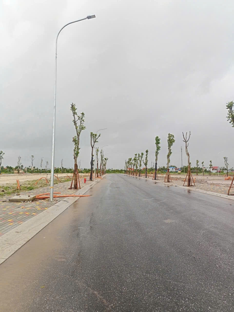 Bán đất tái định cư Vinhomes Golden City 99,4m² ngang 5m giá 4.8 tỷ Phường Dương Kinh