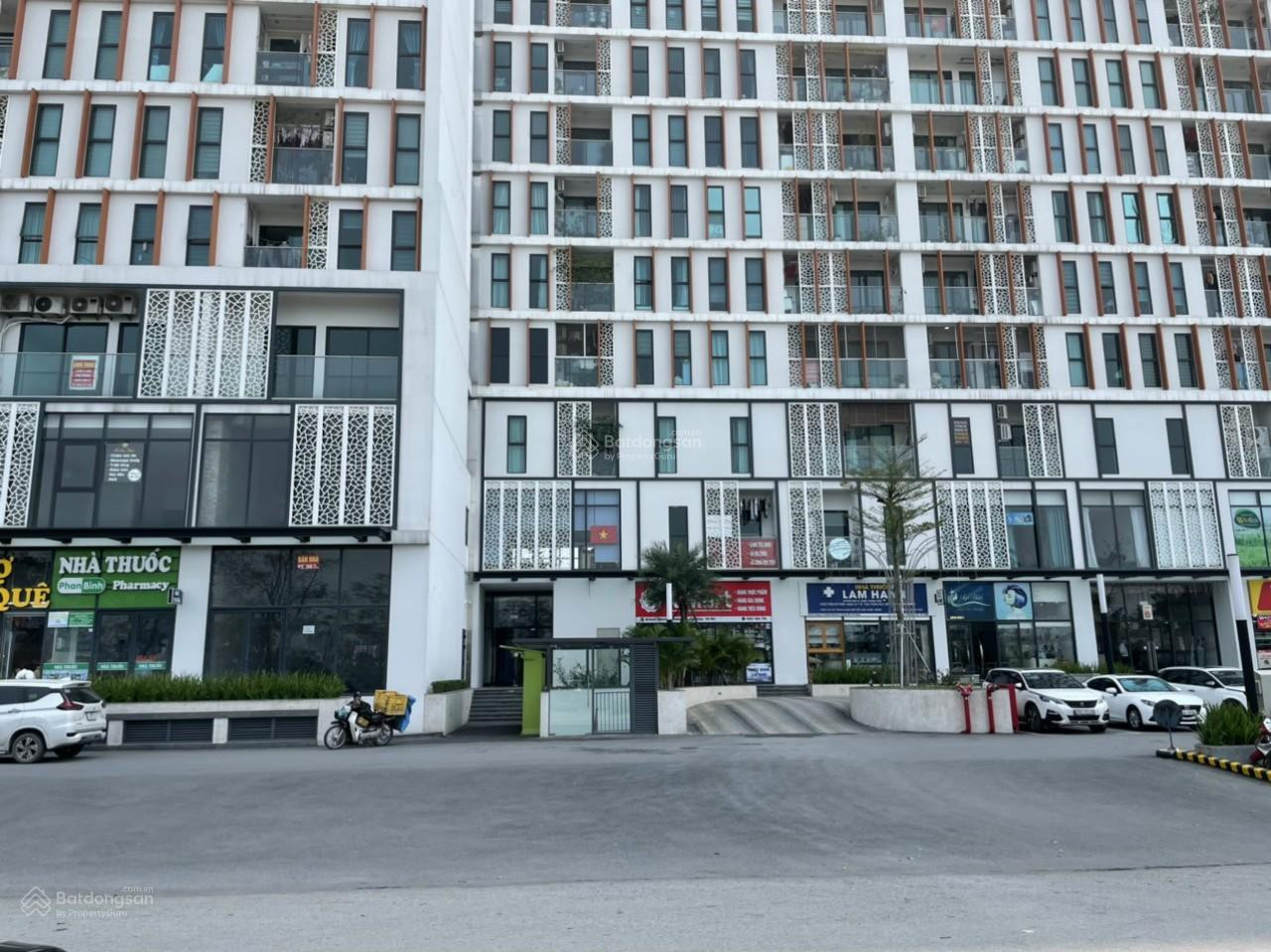 Bán căn góc Shophouse Chung Cư  Anland LakeView, 200m2 giá 90 triệu/m2