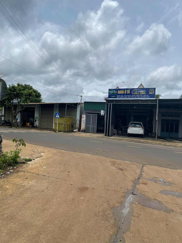 Bán đất 577m² ngang 10m giá 300 triệu Phường Ea Kao