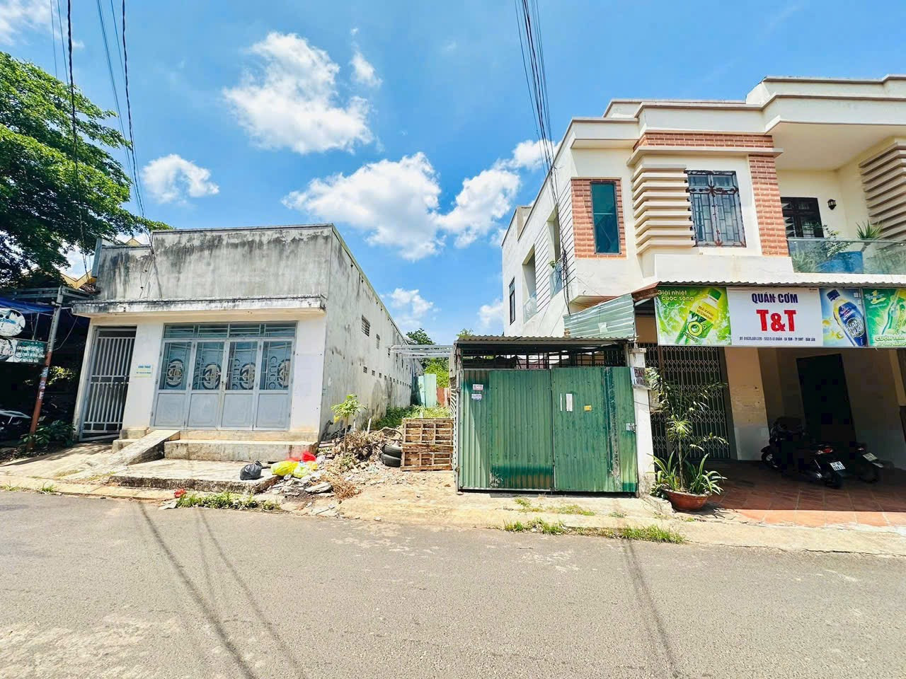 Bán đất 270.3m² giá 3.75 tỷ Phường Ea Kao