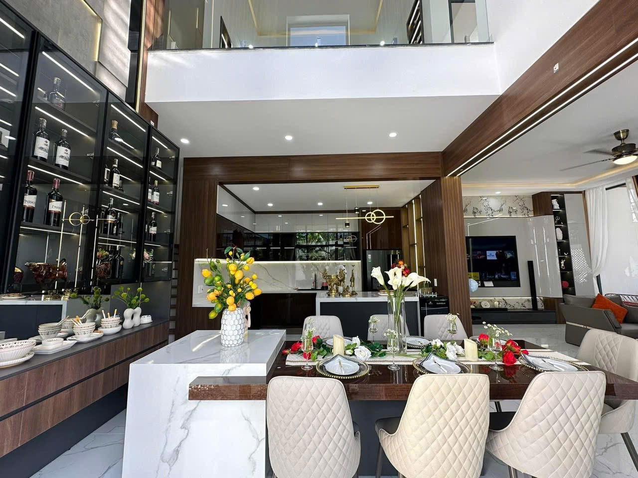 VILLA SIÊU ĐẸP NGAY GẦN ĐẠI HỌC TÂY NGUYÊN - HẺM 21 NGUYỄN AN NINH