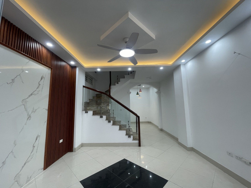 NHÀ NGÔ GIA TỰ – Ô TÔ ĐỖ CỬA – THÔNG PHỐ THANH AM