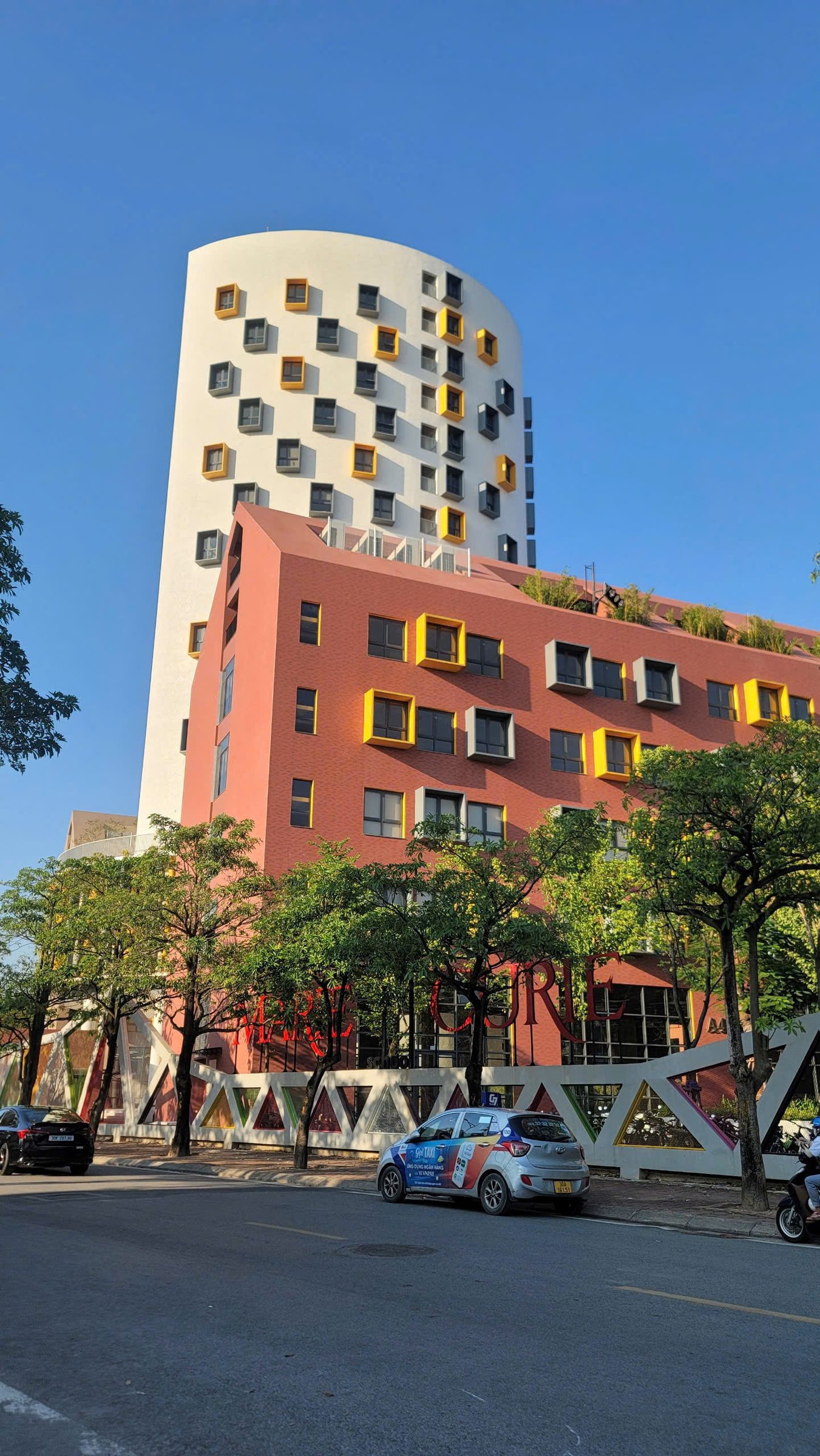 BÁN CĂN CHUNG CƯ GREEN PARK - CT15 KDT VIỆT HƯNG - FULL NỘI THẤT CAO CẤP - 3PN 2WC