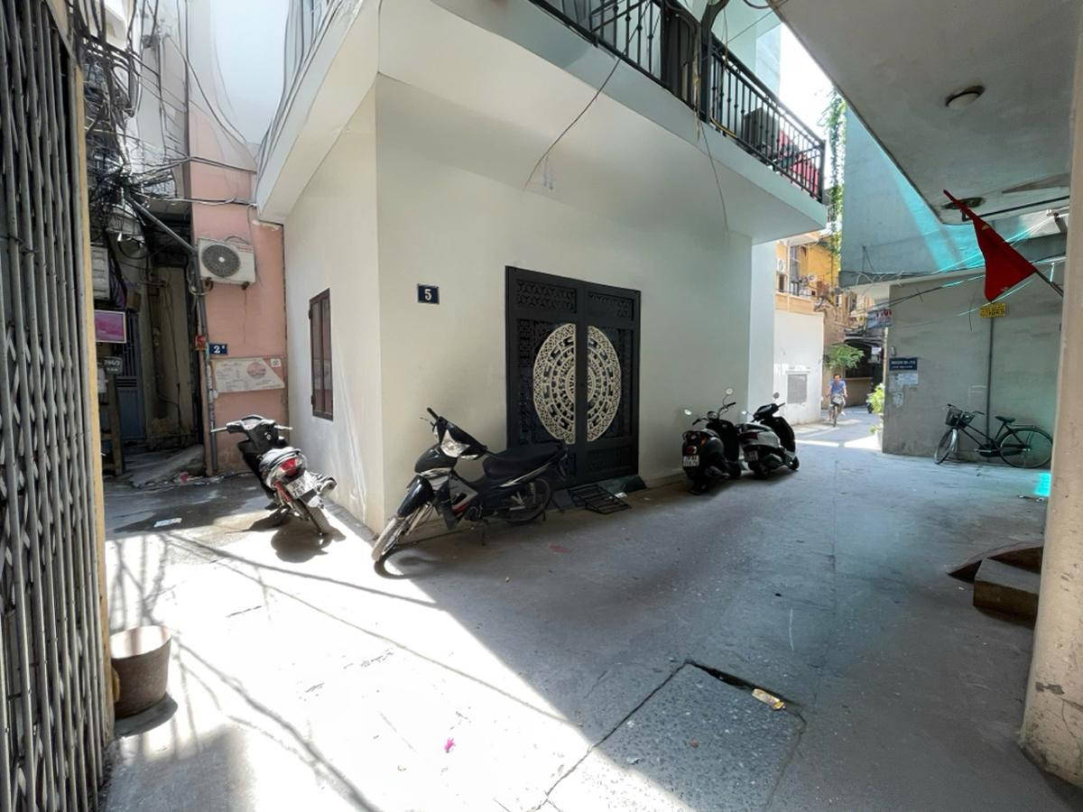 Bán nhà 33m² ngang 6m giá 10.5 tỷ Phường Giảng Võ