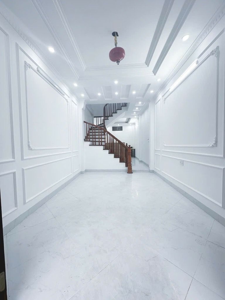 Bán nhà Giảng Võ, 36m, nhà xây mới, sổ đỏ nở hậu 10,9 Tỷ