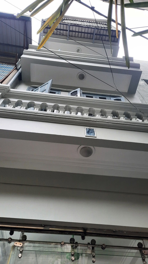 Cho Thuê nhà ngõ Trương Định, 40m* 4 tầng, 4 ngủ, 3 vệ sinh, 15 triệu