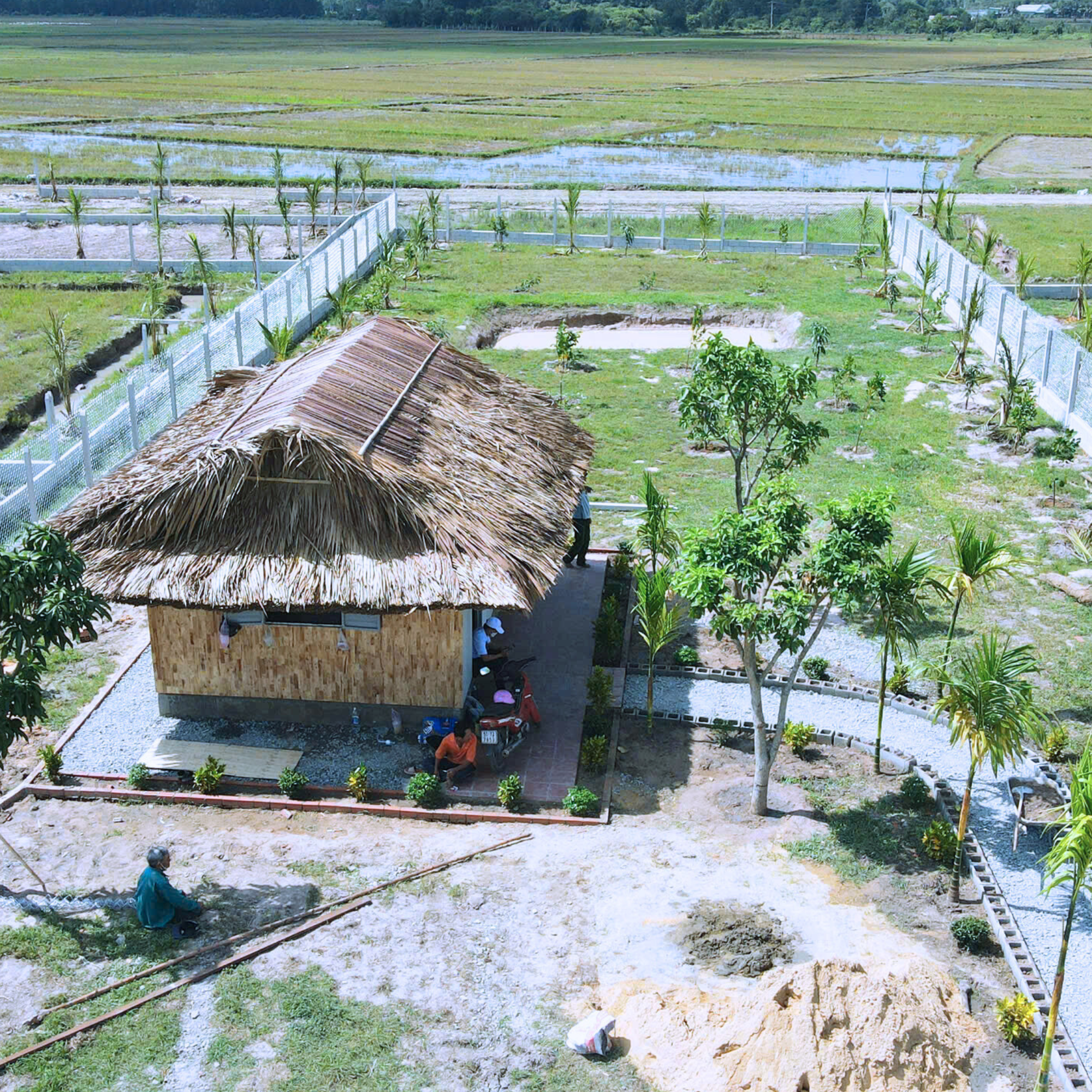 Chủ Ngộp, Bán đất 3533.5m² ngang 70m, 100m2 thổ cư, đường sắp mở rộng 20m, giá chỉ 3.4 tỷ Phường Gò Dầu,