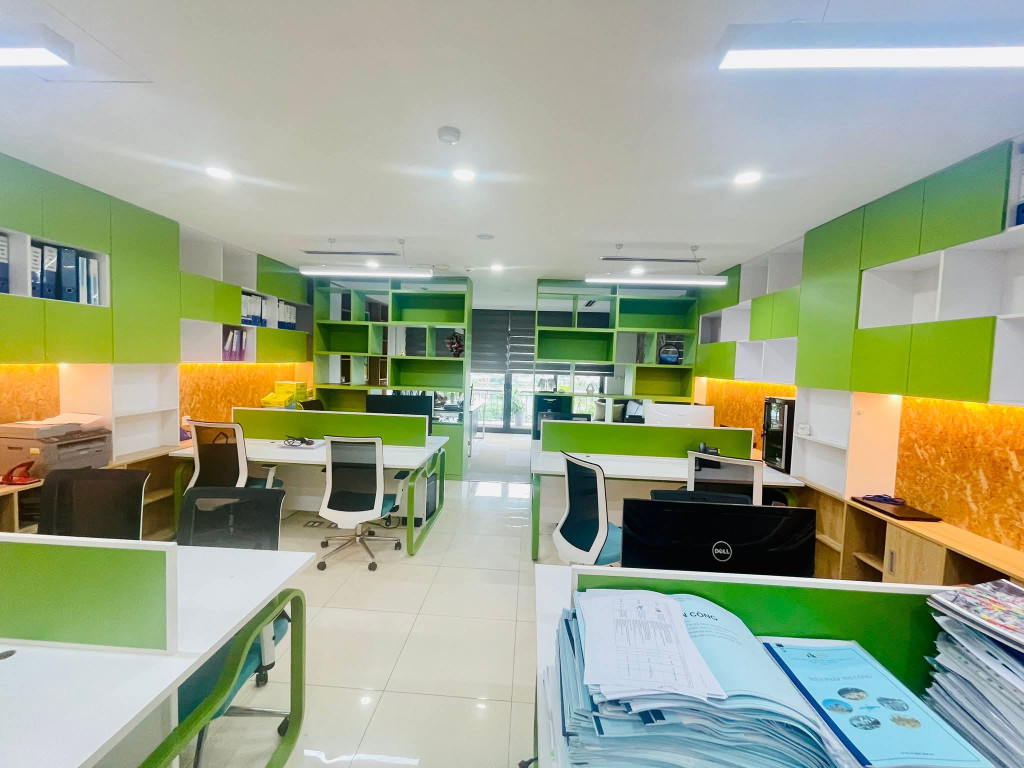 TÒA NHÀ VĂN PHÒNG - MẶT PHỐ VIEW HỒ 8 TẦNG THANG MÁY