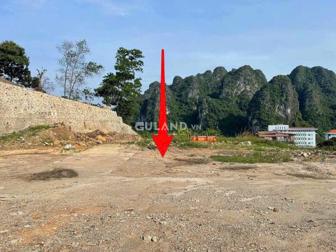 BÁN Ô GÓC NGÕ 48 VŨ VĂN HIẾU,HÀ TU,HẠ LONG