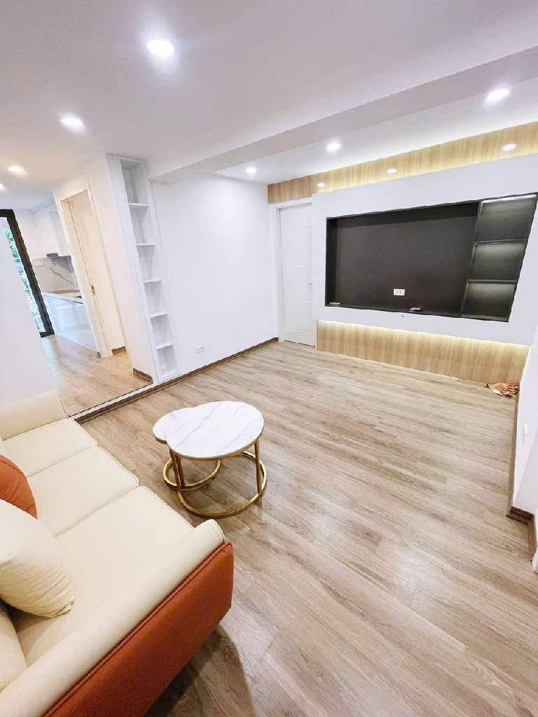 Bán nhà tập thể mặt phố nguyễn hiền bách khoa 65m, 2PN long lanh hai bà trưng