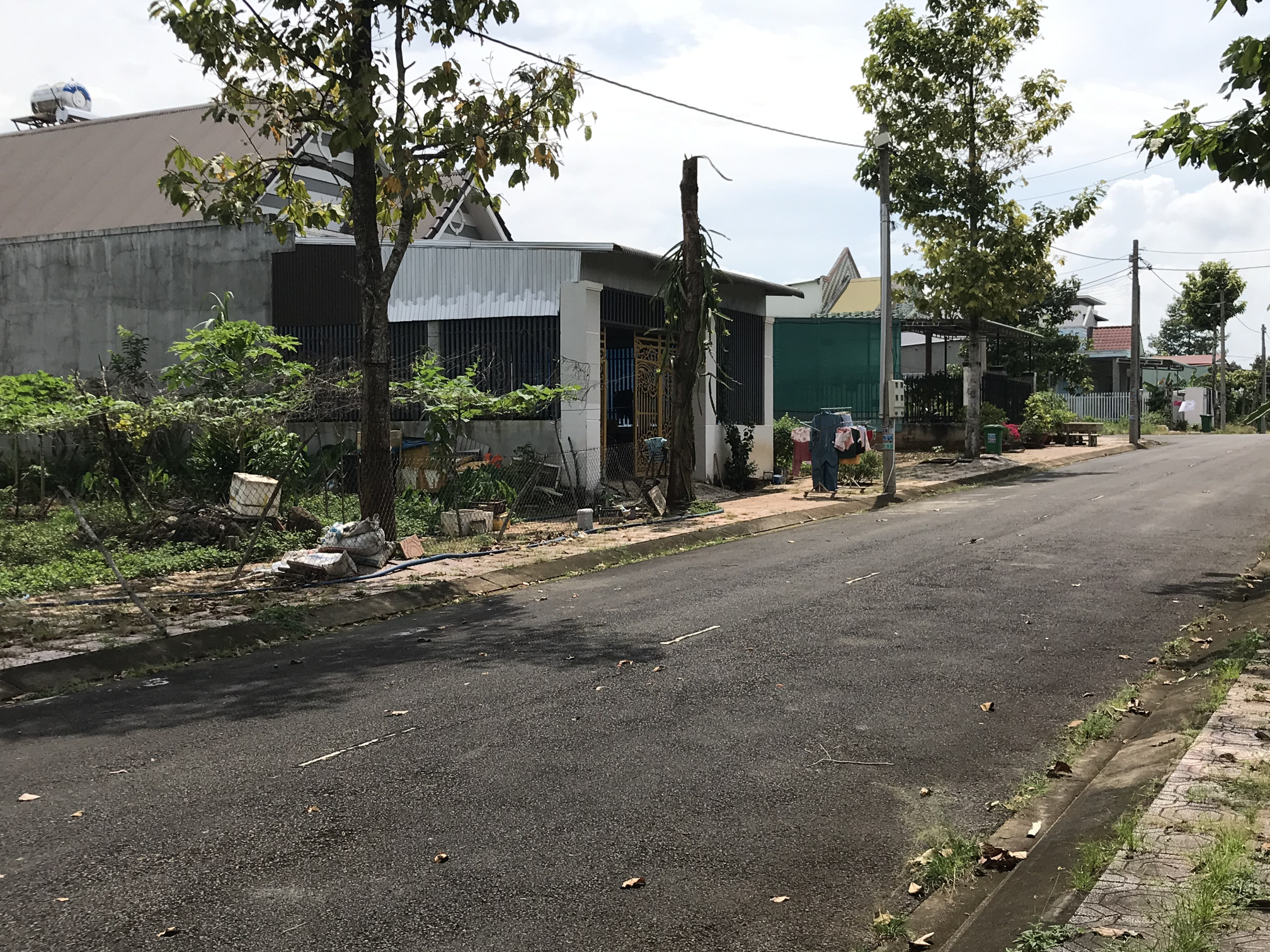 Bán đất 169.3m² ngang 8m giá 2.25 tỷ Phường Hàng Gòn
