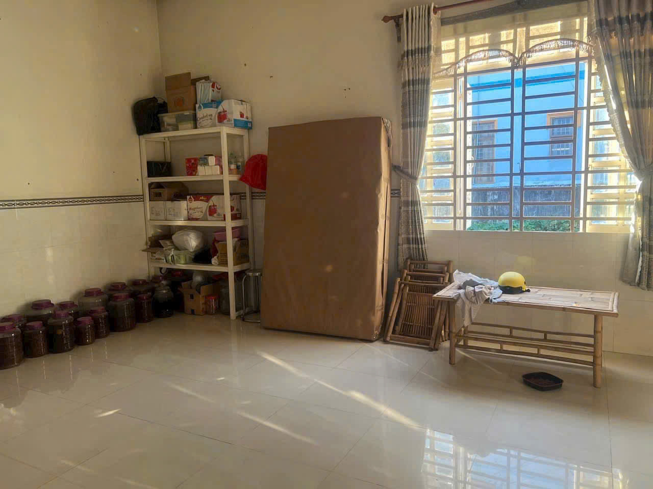 Bán đất tặng nhà cấp 4 Mt Nguyễn Chí Thanh-Hiệp An