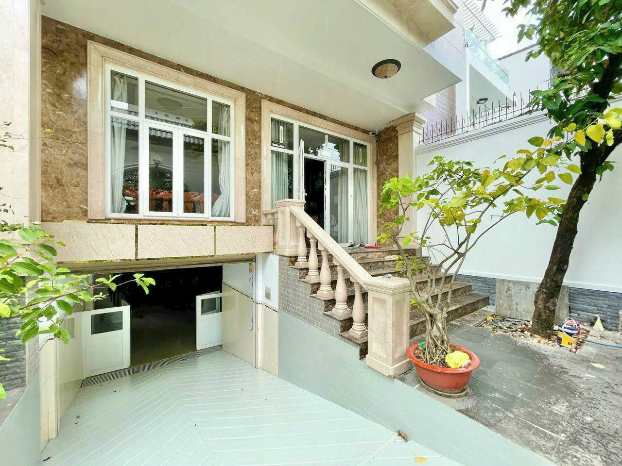 BDS HVL Bán Biệt Thự Sân Vườn Hồ Bơi Đẹp Khu dân cư điện ảnh Bên Sông Phường Hiệp Bình Chánh Tp Thủ Đức