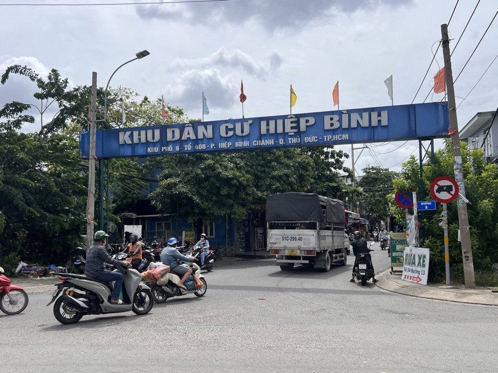 🚨🏘️ BIỆT THỰ KDC SÔNG ĐÀ HIỆP BÌNH 200M2 NHÀ 3 TẦNG  GIÁ 23 TY SÁT TRỤC PHẠM VĂN ĐỒNG, GẦN  KĐT VẠN PHÚC, TTTM GIGAMALL