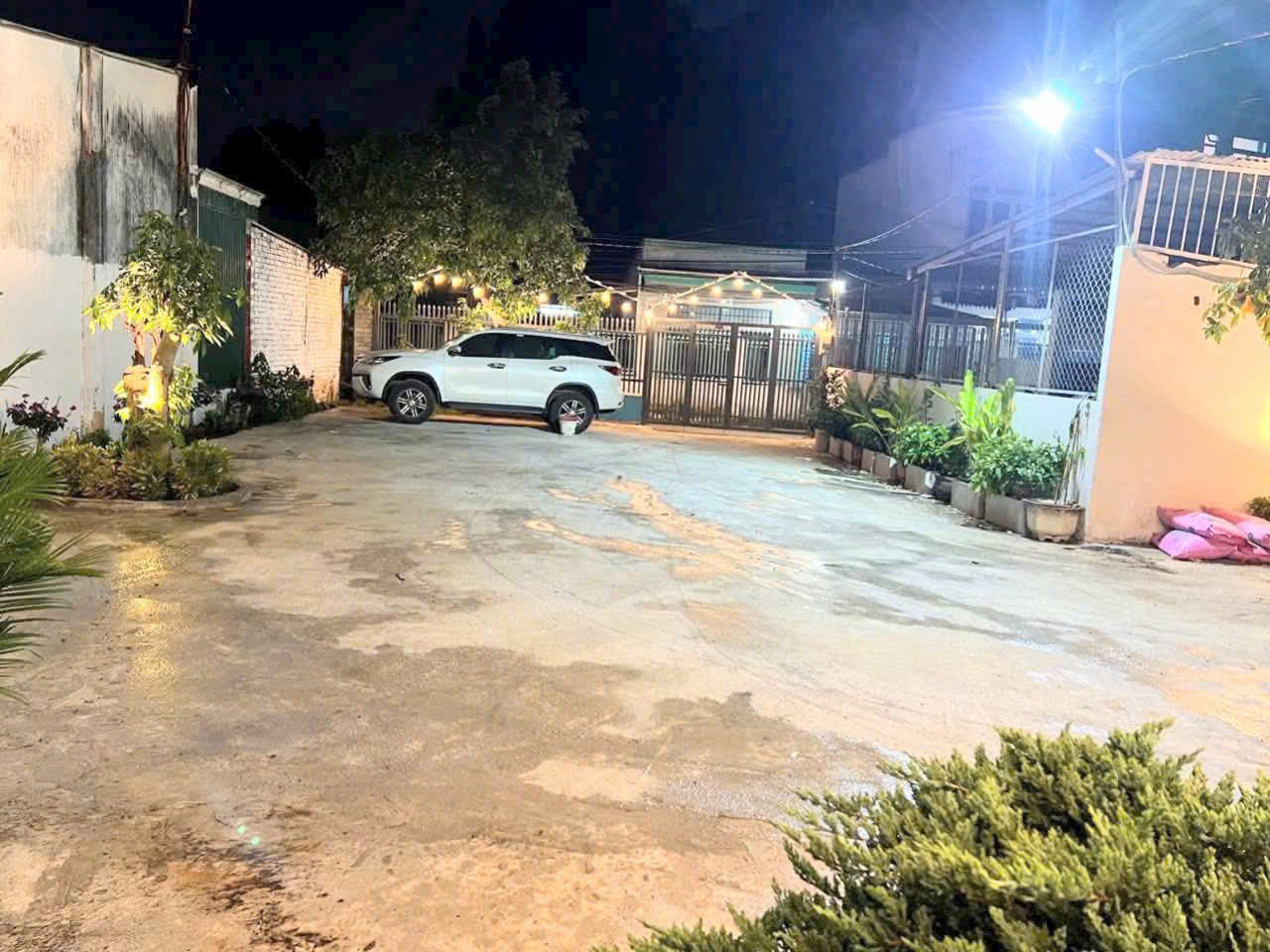 Đất Có Nhà Sân Vườn Phường Hiệp Hoà 380m2 Thổ Cư. Đường Ô Tô Thông