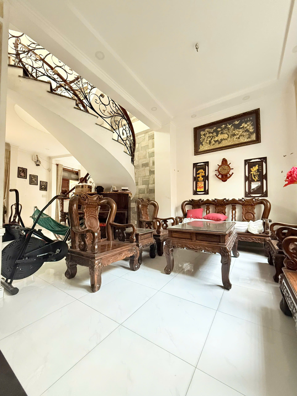 Bán Biệt Thự Sân Vườn Mặt Tiền Liên Khu 2 - 5, 600M2, Hiệp Thành Quận 12, Chỉ 26,5 Tỷ.