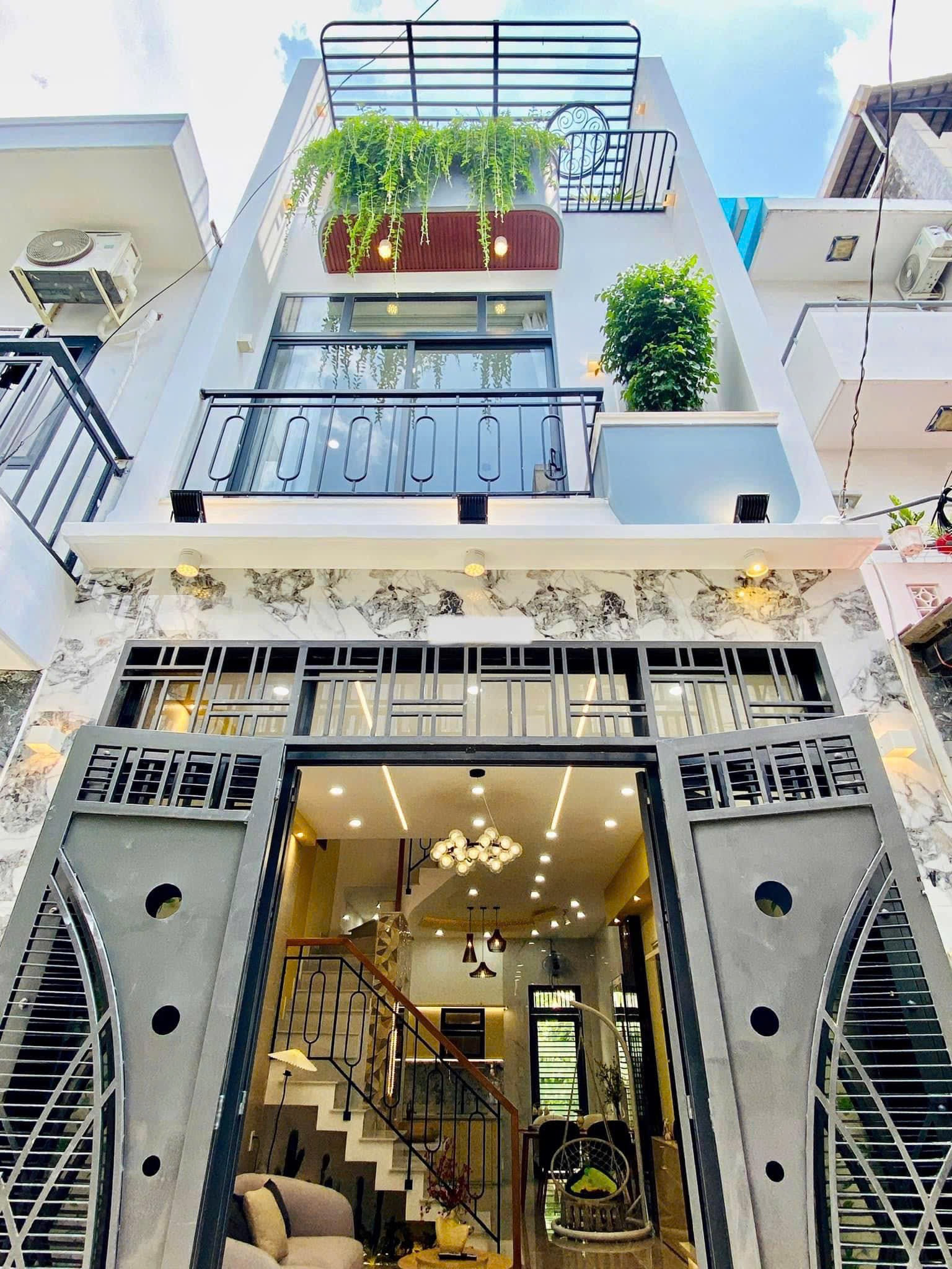 Bán nhà gần KDL Bến Xưa TL8 Thạnh Lộc Q12 42m2 2tỷ250. Sổ riêng chính chủ.
