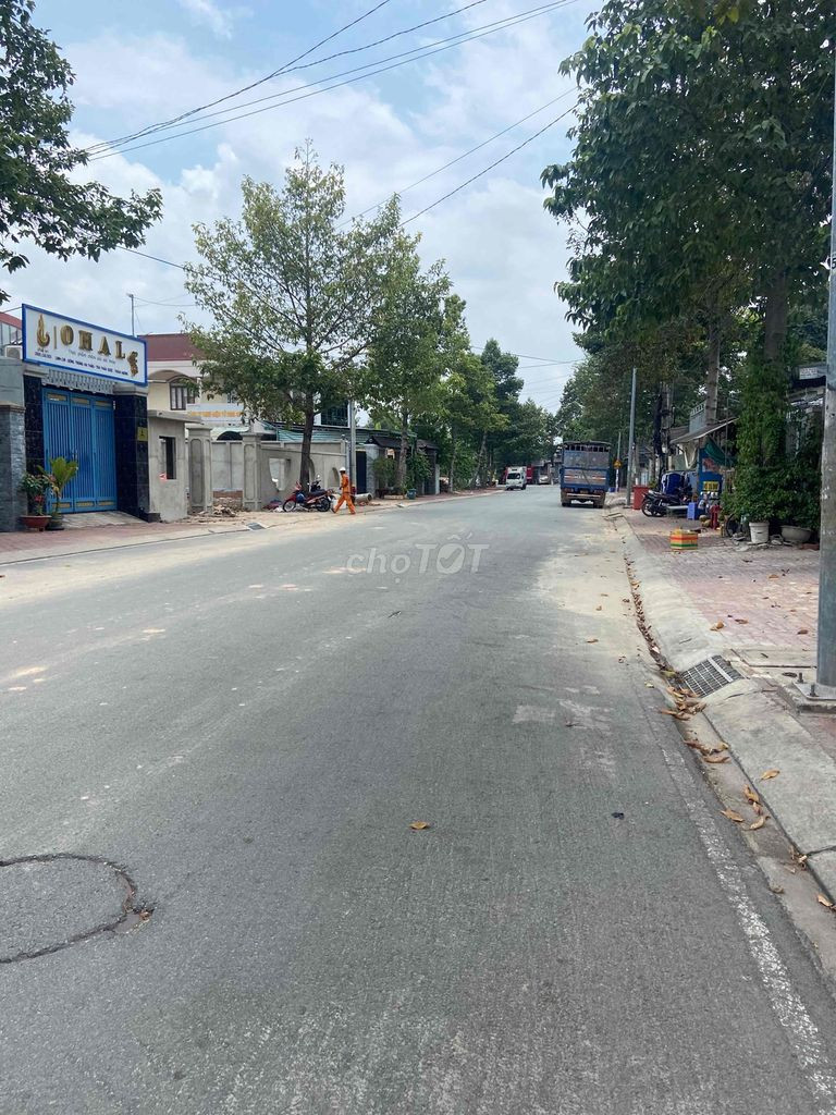 Bán đất mặt tiền Hiệp thành gần vòng coay HT3 Thủ dầu một BD