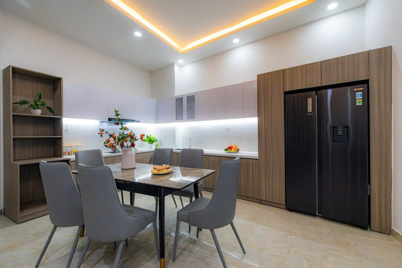 Bán nhà 171m² ngang 8m giá 8 tỷ tại Phường Hiệp Thành Thành phố Thủ Dầu Một