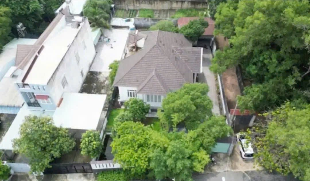 BIỆT THỰ  1126.7m² ngang 20m giá 14 tỷ tại Phường Hiệp Thành 0815422197
