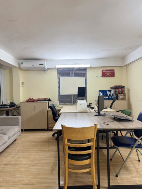 ► Nhà MT KD gần Chợ Hoà Cường, Tiểu La, 3 mặt thoáng, 70m2, 2.5 tầng, chắc chắn, 6 tỷ