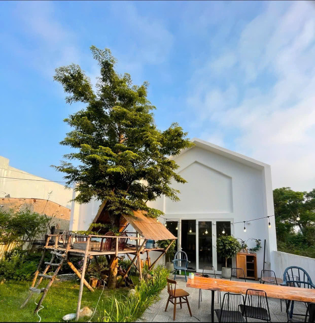 VILLA MINI DIỆN TÍCH : 250m2 (NGANG 10m) ĐỐI DIỆN CÁC RESORT ĐẮT NHẤT ĐÀ NẴNG - KHU NGHỈ DƯỠNG VIP