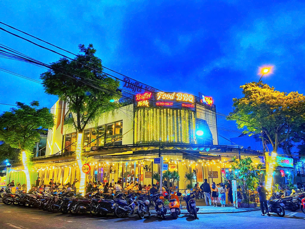 NHƯỢNG GẤP QUÁN BUFFET ĐỈNH KOUT - NGAY NGÃ TƯ SẦM UẤT-  49 Trần Văn Kỷ, Liên Chiểu, Đà Nẵng