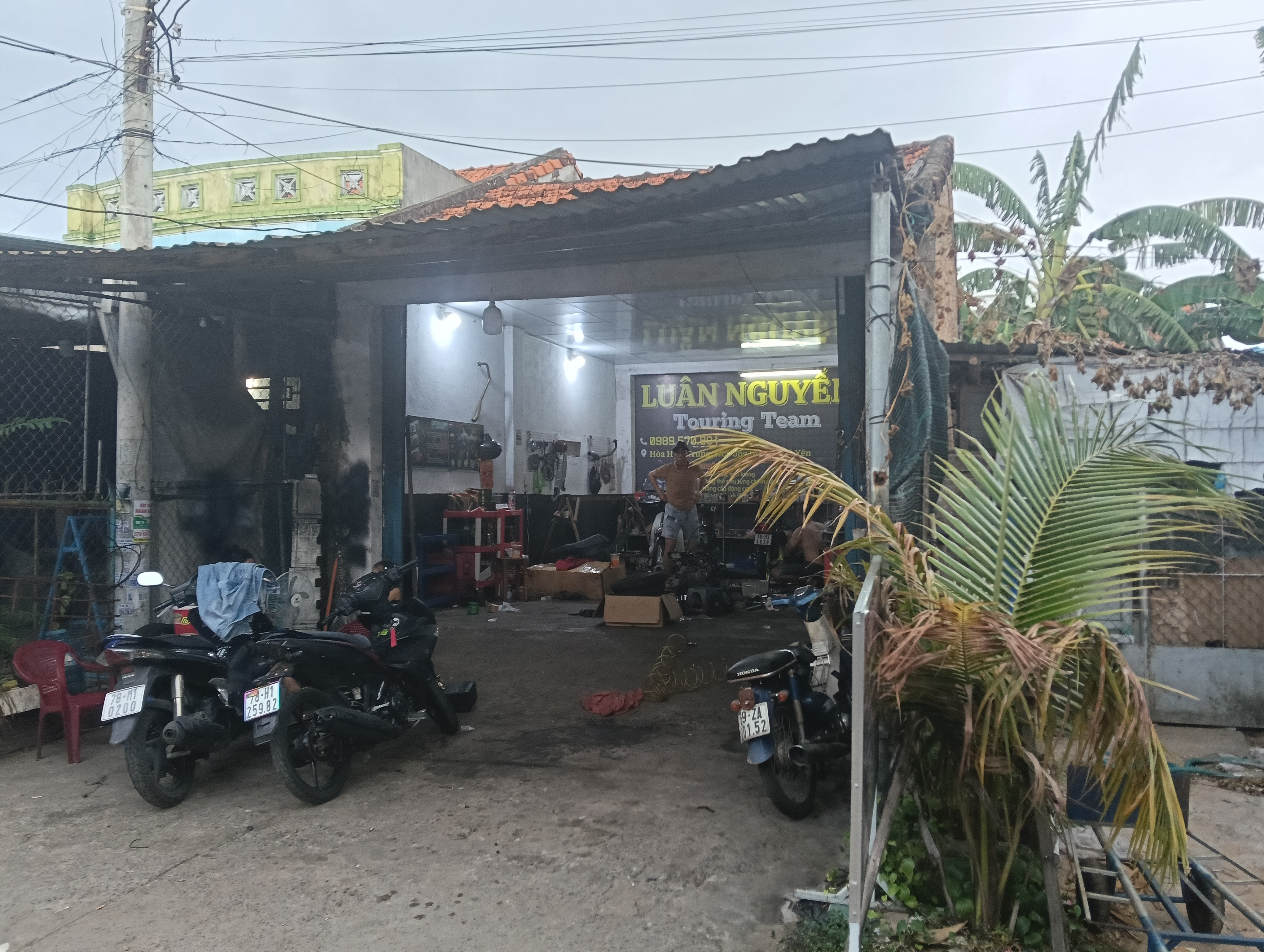 Bán nhà