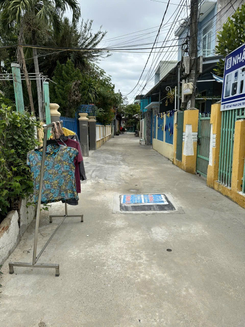Cần bán lô góc 02 mặt tiền đường bê tông 3m