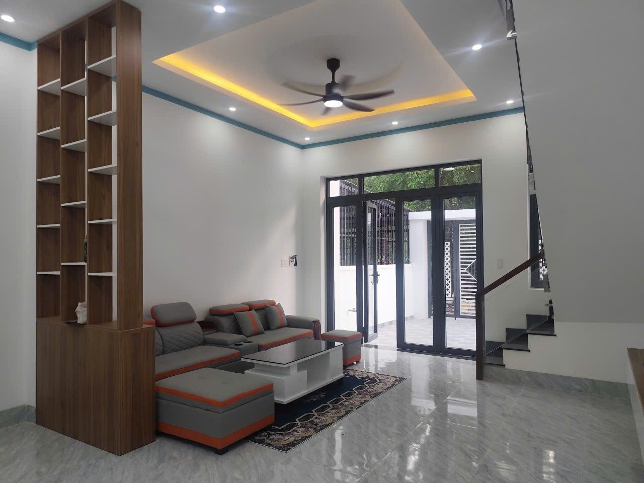 Bán nhà 70m² full thổ cư ngang 5m giá 2.05 tỷ tại Phường Hòa Lợi