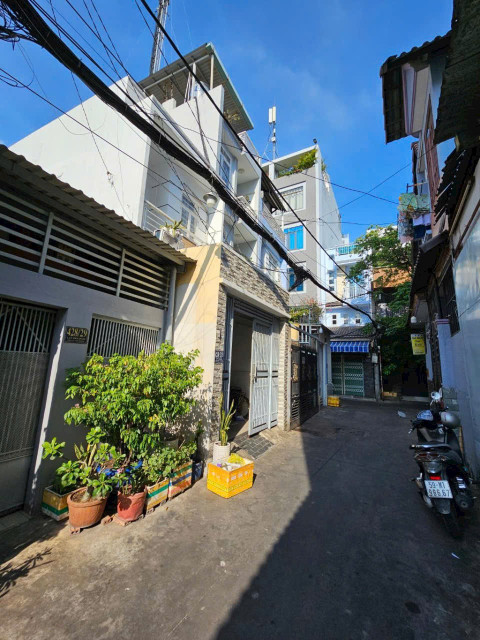 Bán nhà 2tầng lũy bán Bích 56m²  Phường Hòa Thạnh Quận Tân Phú