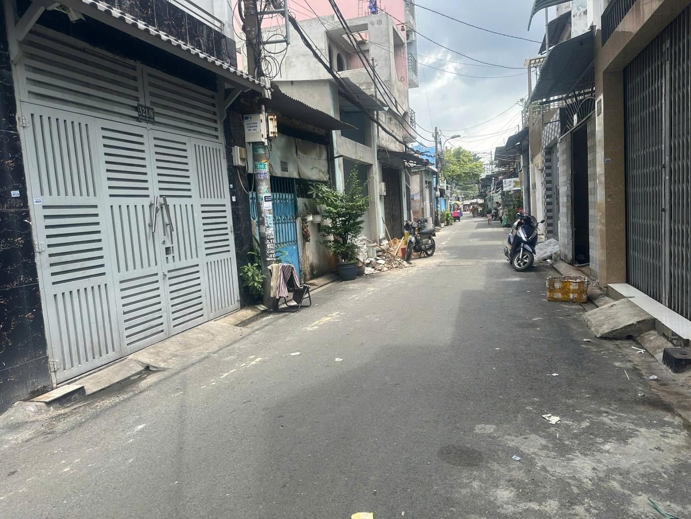 Bán nhà 2 TẦNG HXH kênh tân hoá Phường Hòa Thạnh Quận Tân Phú
