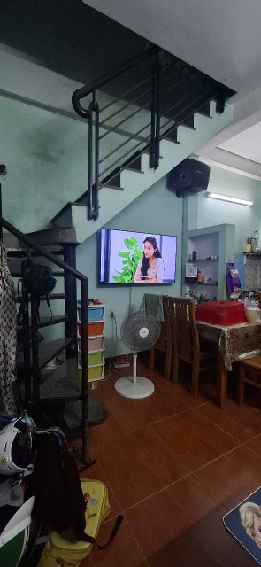 ♣ Nhà Kiệt Lê Đình Lý, 65m2, ngang 8m, 2 căn nhà 2 tầng riêng biệt, 3.4 tỷ