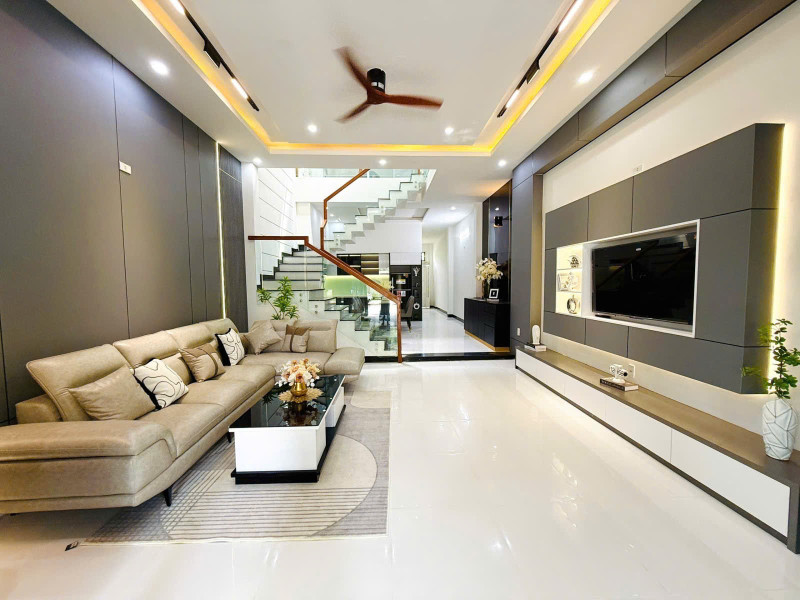 CHÍNH CHỦ CẦN BÁN NHÀ ĐẸP 2 TẦNG FULL NỘI THẤT – KHU THANH LƯƠNG 16, HÒA XUÂN