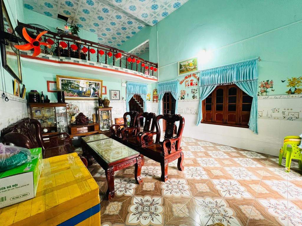 BÁN NHÀ GIÁP BIỂN, MỞ CỬA LÀ THẤY ĐẠI DƯƠNG, VÀI BƯỚC CHÂN CHẠM BIỂN